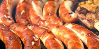 Jak zrobić soczystą pierś z kurczaka na grillu?