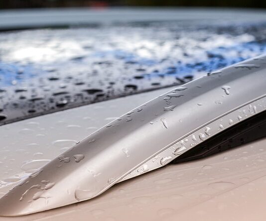 Jak zamontować relingi dachowe Volvo v70?