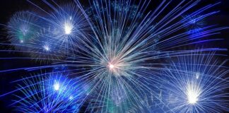 Jak inaczej mówi się na fajerwerki?