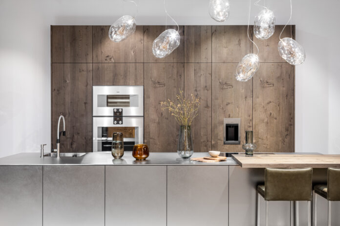 Inteligentne Przechowywanie jako Filar Minimalistycznej i Funkcjonalnej Kuchni