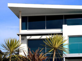 jak przebiega współpraca z profesjonalnym producentem rolet