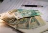 Małe wydatki, które co miesiąc zjadają twój budżet wydatki
